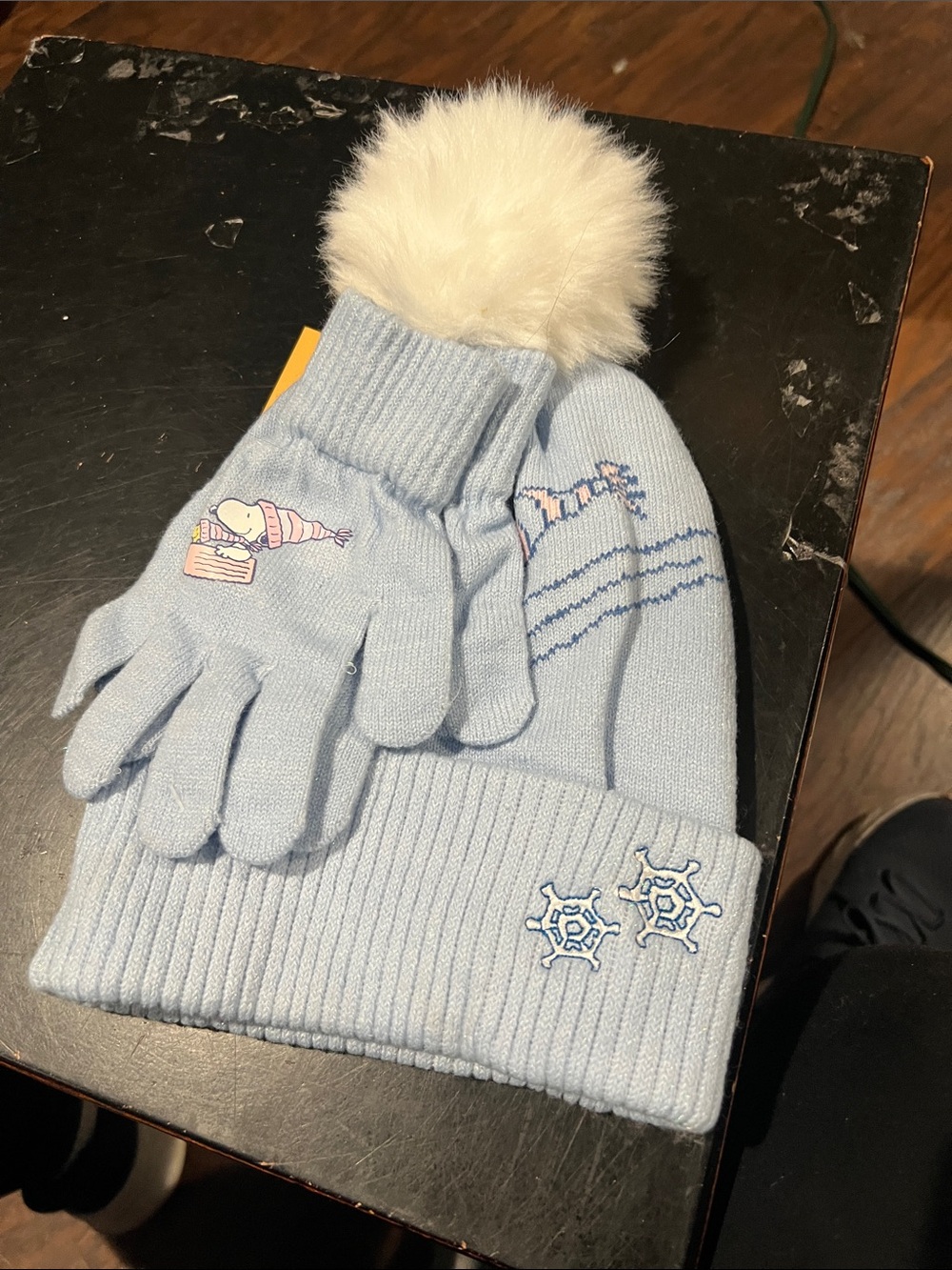 Peanuts kids Light Blue Pom-Pom Beanie and Gloves Set